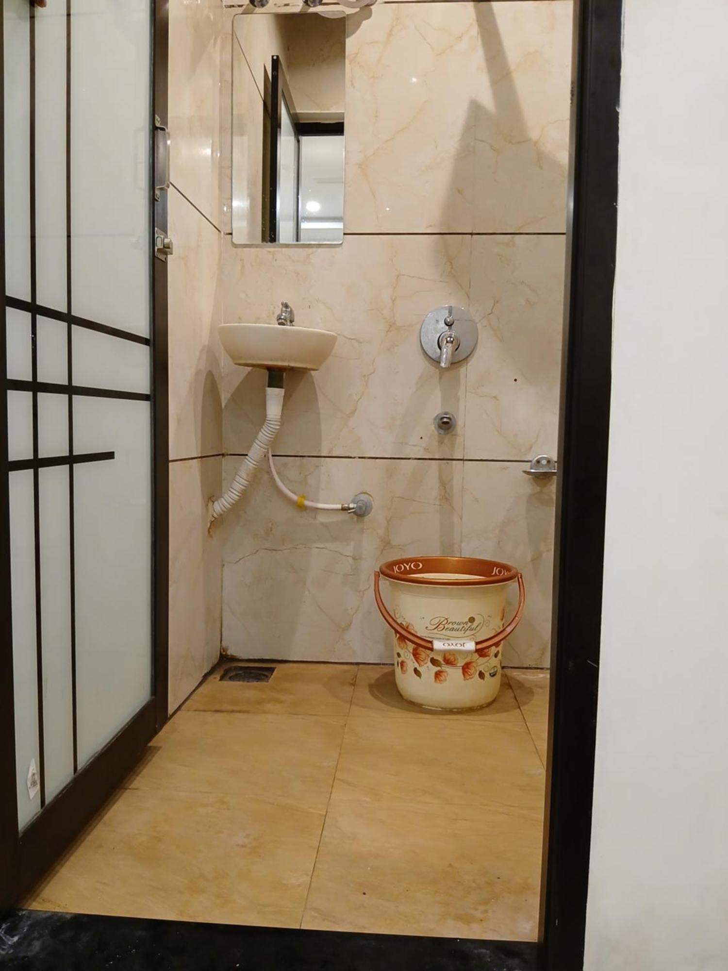 אויאיין Hotel Jyoti Shree מראה חיצוני תמונה